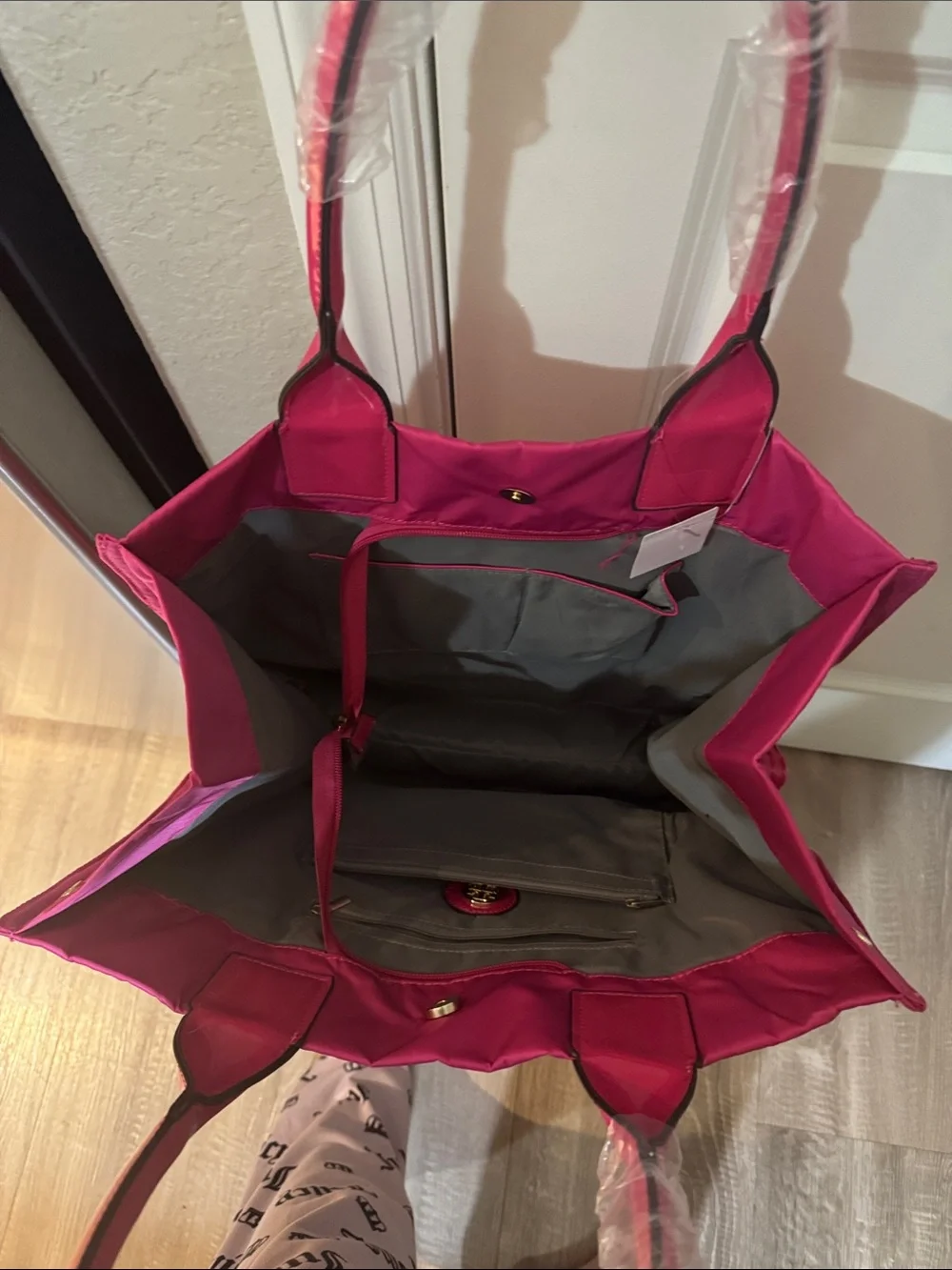 TB Vibrant Pink Logo Tote with Patent Accents